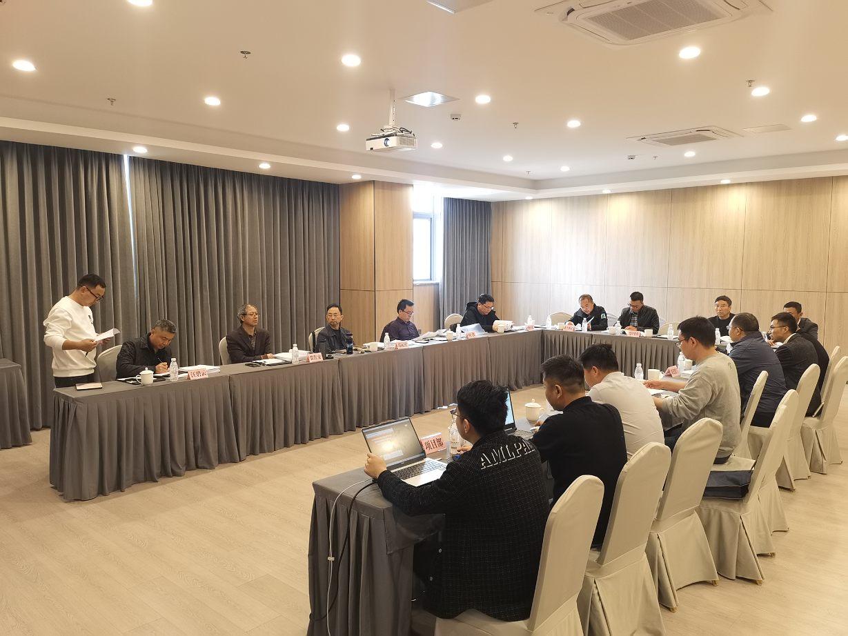 G5京昆高速公路綿陽(yáng)至成都段擴(kuò)容項(xiàng)目德陽(yáng)互通及連接線(xiàn)人行天橋運(yùn)輸及安裝專(zhuān)項(xiàng)施工方案順利通過(guò)專(zhuān)家評(píng)審